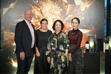 Viña Concha y Toro seeks to conquer the luxury wine segment in Asia with its innovative campaign &#8220;Jewels of the New World&#8221;