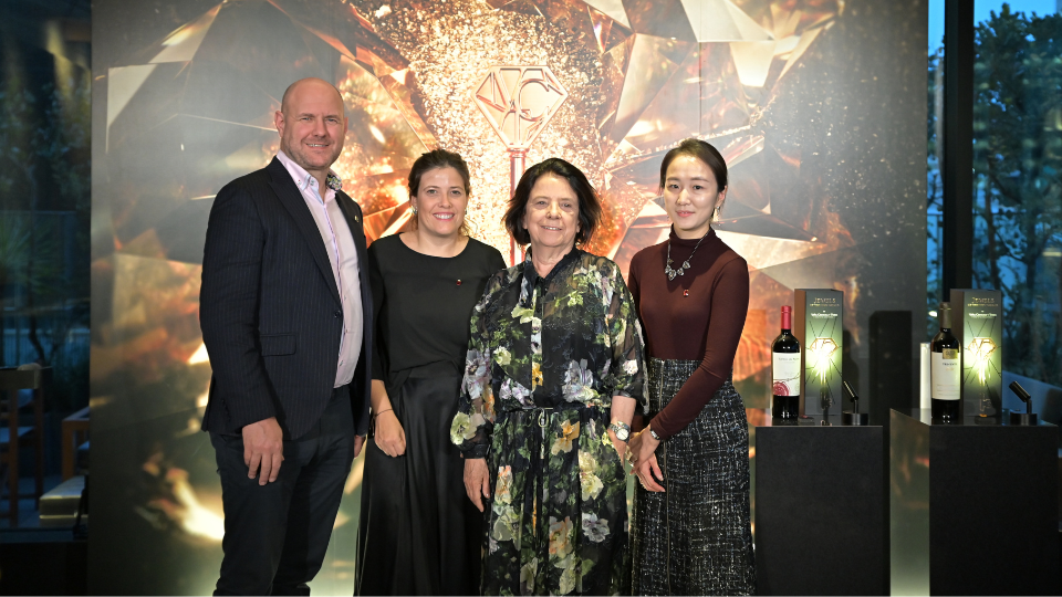 Viña Concha y Toro seeks to conquer the luxury wine segment in Asia with its innovative campaign &#8220;Jewels of the New World&#8221;