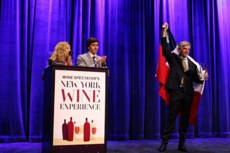 Don Melchor lleva a Chile a la cima tras coronarse como el N°1 del mundo en el evento más importante de la industria del vino a nivel global